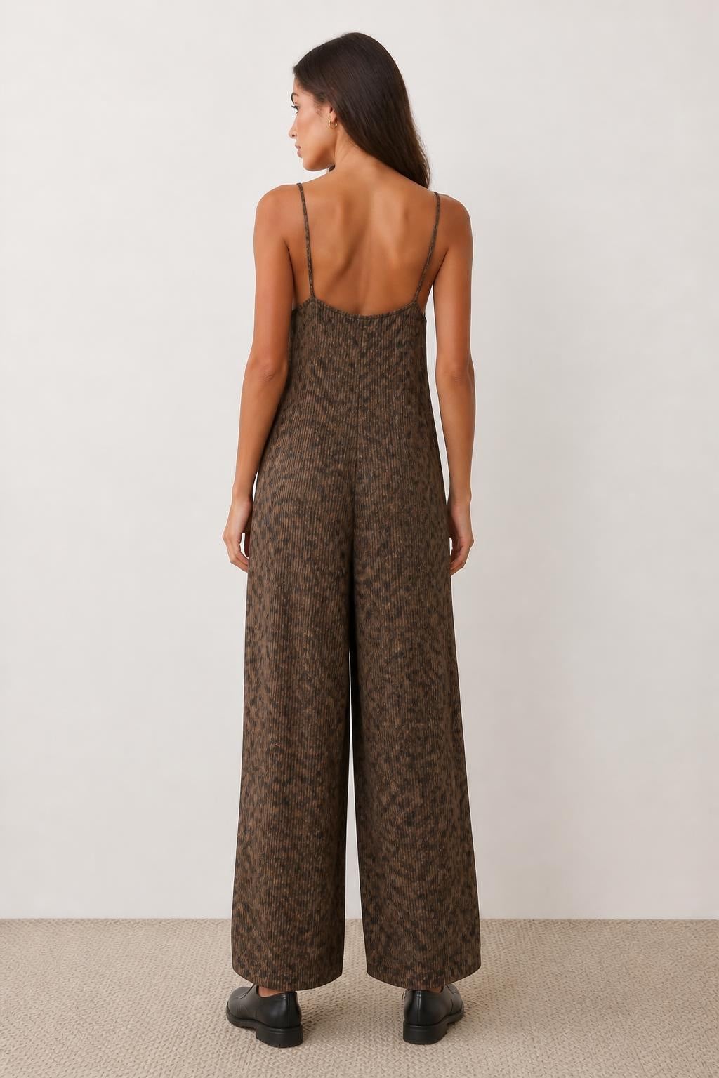 Eliana | Harem Pants Women, Relaxed Fit for Autumn and Winter - back view