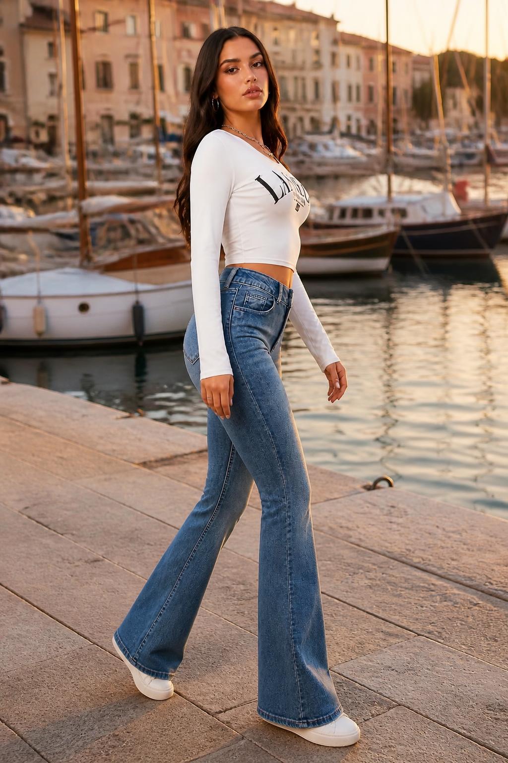 Isabella | Flared Jeans, Soft Blue High-Stretch Fit